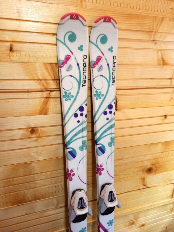 LYŽE TECHNO PRO SWEETY 140CM + LYŽIARKY DALBELLO GAIA 3 23MP